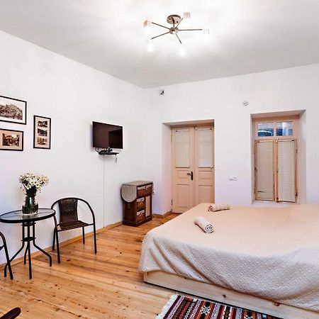Nina' Cozy Apartment Тбілісі Екстер'єр фото