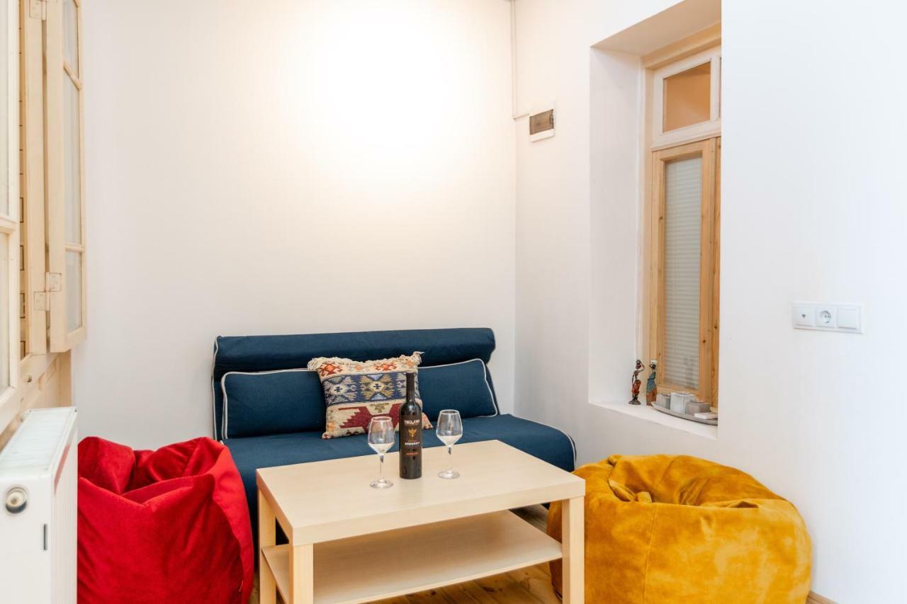 Nina' Cozy Apartment Тбілісі Екстер'єр фото